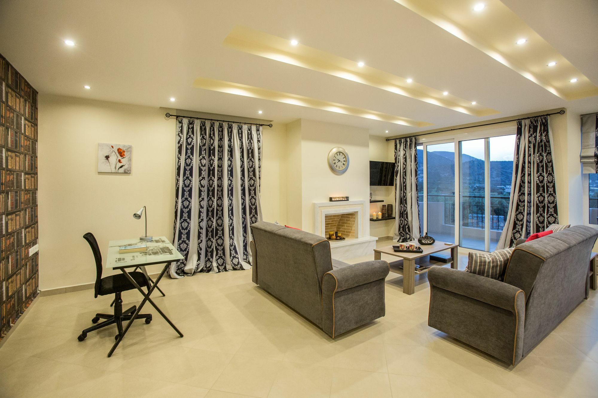Panorama Villa Малиа Екстериор снимка